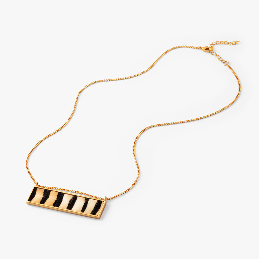 Casper Bar Necklace