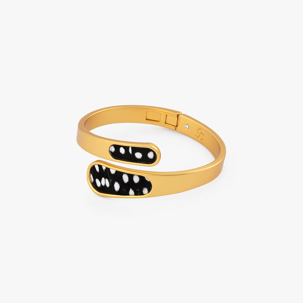 Victoria Bezel Hinge Cuff